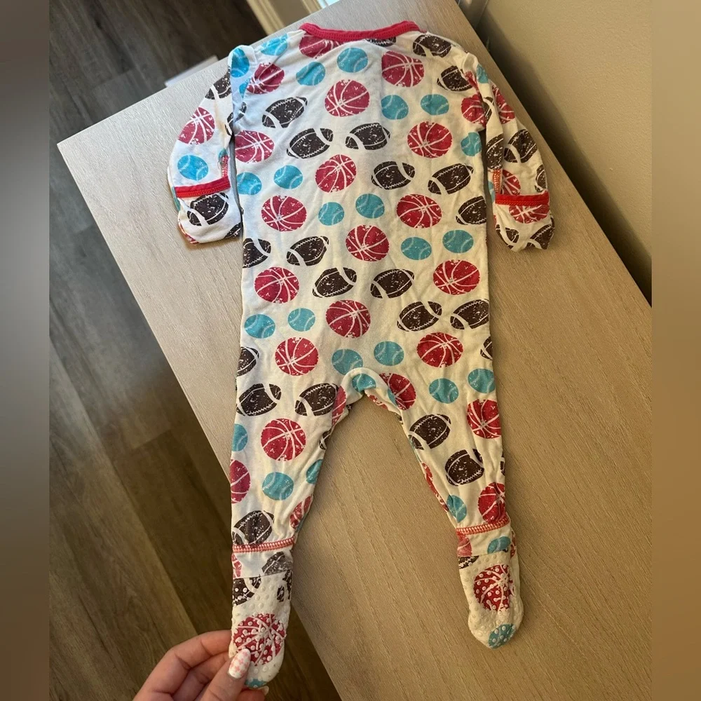 Kickee Pants Sports‎ Sleeper